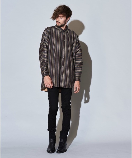 NO ID.(ノーアイディ)の「マルチストライプドルマンスリーブBIG-SH(シャツ/ブラウス・メンズ・ブラック/ベージュ/グリーン・ONE SIZE)」の9枚目の写真