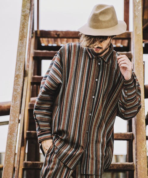 NO ID.(ノーアイディ)の「マルチストライプドルマンスリーブBIG-SH(シャツ/ブラウス・メンズ・ブラック/ベージュ/グリーン・ONE SIZE)」の20枚目の写真