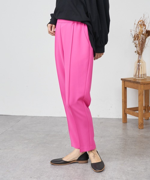 BONbazaar（ボンバザール）の「《定番・神パンツ》ピンタックテーパードパンツ（その他パンツ・レディース・ブラック/ピンク/ダークグリーン・FREE）」の4枚目の写真