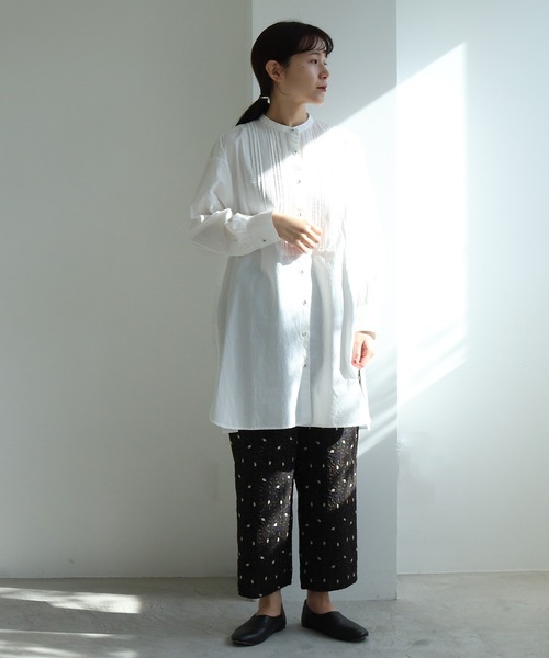 yuni（ユニ　）の「インドピンタック　チュニック丈シャツ（シャツ/ブラウス・レディース・サックスブルー/モスグリーン/ホワイト・FREE）」の19枚目の写真