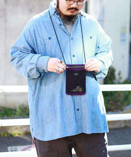 STANDARD SUPPLY(スタンダードサプライ)の「STANDARD SUPPLY × BEAMS / 別注 SLING PURSE M(ショルダーバッグ・メンズ・ブラック/パープル/ピンク/ターコイズブルー/イエロー/ライトカーキ・ONE SIZE)」の21枚目の写真