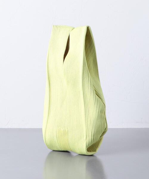 CFCL（シーエフシーエル）の「＜CFCL（シーエフシーエル）＞NOTCHED リブニット バッグ ■■■（トートバッグ・レディース・ブラック/ネイビー/クリーム・FREE）」の10枚目の写真