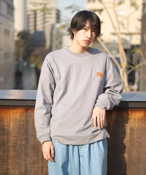 RVCA(ルーカ)の「RVCA メンズ CHAINMAIL POCKET LT ロングスリーブTシャツ【2022年春夏モデル】/ルーカ長袖ロンT(Tシャツ/カットソー・メンズ・ホワイト/ブラック/グレー/サンドベージュ・SMALL/MEDIUM/LARGE)」の8枚目の写真