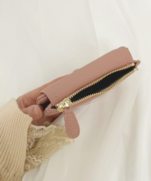 apres jour(アプレジュール)の「【apres jour×ARIAZ】シンプルミニウォレット(財布・レディース・スモークピンク/ブラック・FREE)」の5枚目の写真