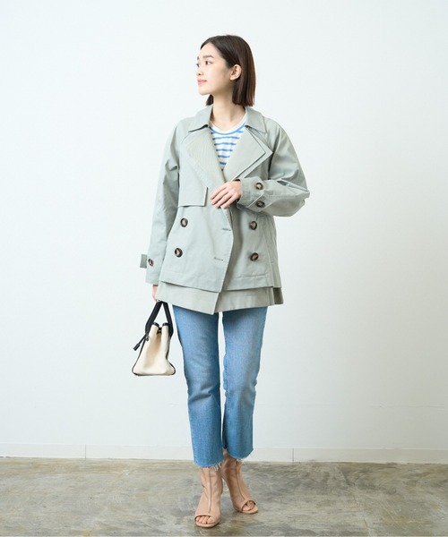 HERENCIA(ヘレンチア)の「レイヤードデザイン ツイル ショート トレンチ(トレンチコート・レディース・ブラック/ミント/ライトベージュ・MEDIUM)」の14枚目の写真