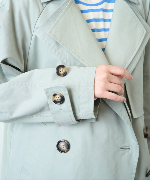 HERENCIA(ヘレンチア)の「レイヤードデザイン ツイル ショート トレンチ(トレンチコート・レディース・ブラック/ミント/ライトベージュ・MEDIUM)」の18枚目の写真