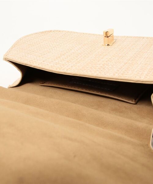 natural couture(ナチュラルクチュール)の「サマークロコ横長ショルダーバッグ(ショルダーバッグ・レディース・ブラック/ベージュ/グリーン・FREE)」の8枚目の写真