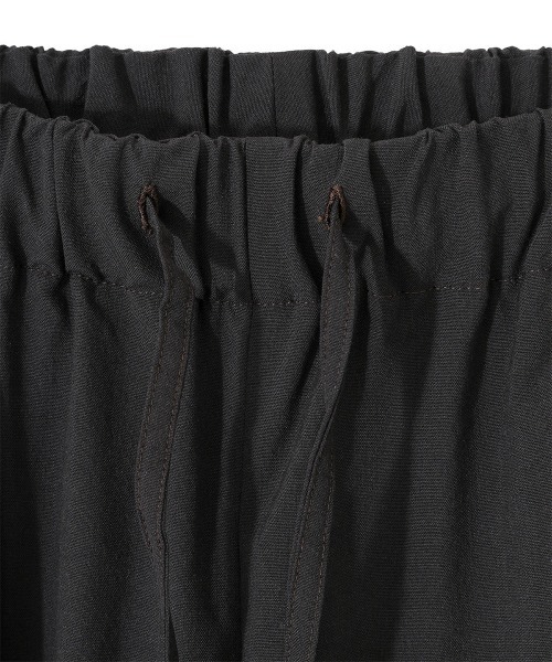 marka（マーカ）の「marka / マーカ：COCOON FIT EASY PANTS - 2/90 wool tropical -：M22B-04PT01C[COR]（スラックス・メンズ・ネイビー/チャコールグレー・1/2/3）」の13枚目の写真