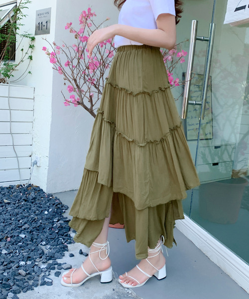 emi+(エミプラス)の「スリットランダムフレアロングスカート(スカート・レディース・ブラック/アイボリー/モカ/カーキ・FREE)」の12枚目の写真