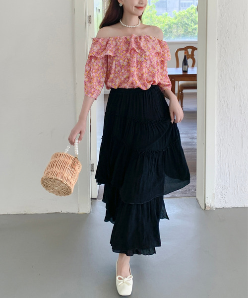 emi+(エミプラス)の「スリットランダムフレアロングスカート(スカート・レディース・ブラック/アイボリー/モカ/カーキ・FREE)」の19枚目の写真