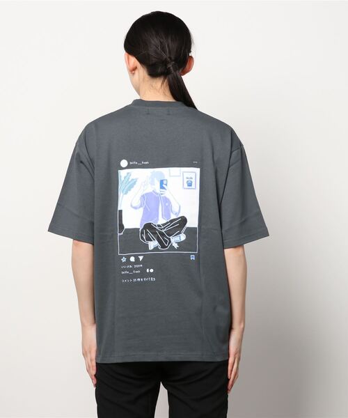 MARUKAWA（マルカワ）の「Selfie Freak イラストプリントTシャツ（T