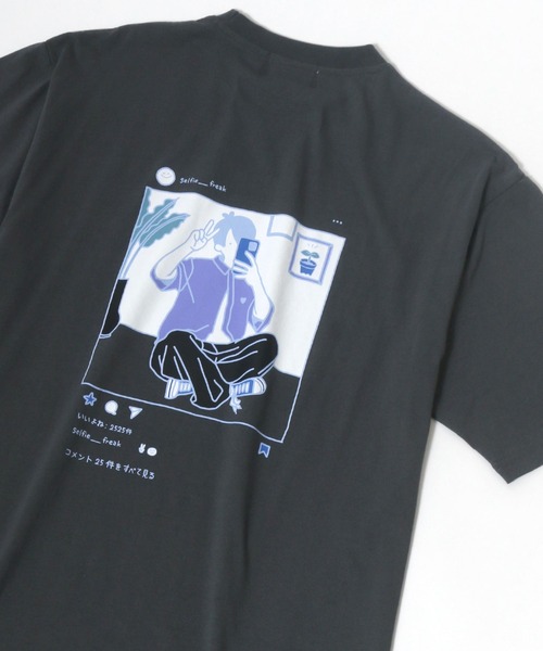 MARUKAWA(マルカワ)の「Selfie Freak イラストプリントTシャツ(Tシャツ/カットソー・レディース・ホワイト/グレー/ホワイト系その他/ブルー系その他/チャコール/ホワイト系その他2・M/L)」の5枚目の写真