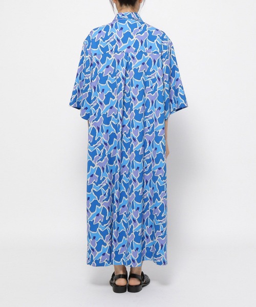 yuw（ユウ）の「プリントシャツワンピース　276527（シャツワンピース・レディース・ピンク/ブルー・FREE）」の10枚目の写真
