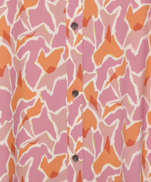 yuw（ユウ）の「プリントシャツワンピース　276527（シャツワンピース・レディース・ピンク/ブルー・FREE）」の5枚目の写真