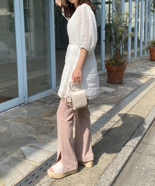 one after another NICE CLAUP（ワンアフターアナザーナイスクラップ）の「シアー刺しゅうマルチブラウス（シャツ/ブラウス・レディース・オフホワイト/ホワイト系その他/ホワイト系その他2・FREE）」の13枚目の写真