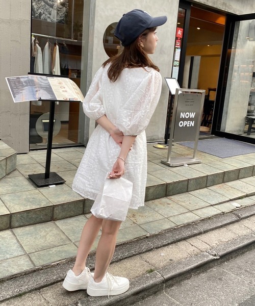 one after another NICE CLAUP（ワンアフターアナザーナイスクラップ）の「シアー刺しゅうマルチブラウス（シャツ/ブラウス・レディース・オフホワイト/ホワイト系その他/ホワイト系その他2・FREE）」の18枚目の写真