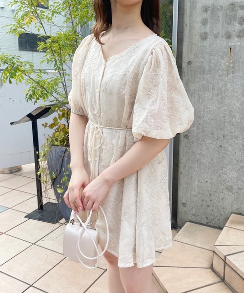one after another NICE CLAUP（ワンアフターアナザーナイスクラップ）の「シアー刺しゅうマルチブラウス（シャツ/ブラウス・レディース・オフホワイト/ホワイト系その他/ホワイト系その他2・FREE）」の19枚目の写真