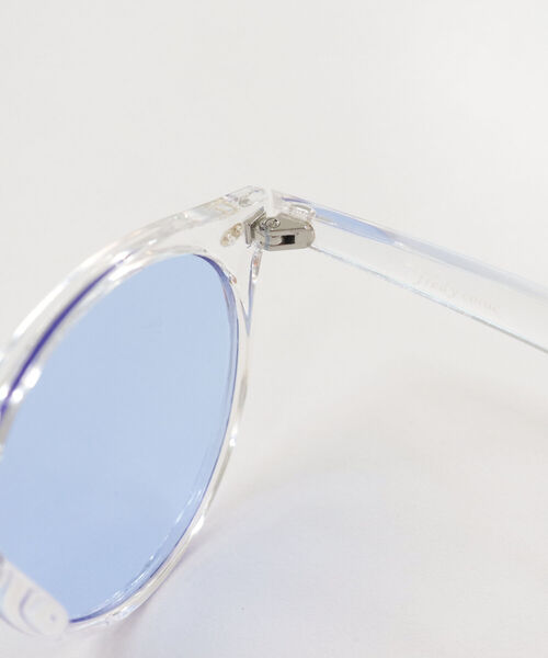 fredy emue（フレディエミュ）の「カラーレンズサングラス（サングラス・レディース・ライトブルー・FREE）」の9枚目の写真