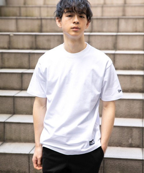 NEW ERA(ニューエラ)の「ニューエラ 半袖Tシャツ ONSPOTZ別注 裾ボックスロゴ(Tシャツ/カットソー・メンズ・ホワイト/ブラック/ダークグリーン/ベージュ系その他/ダークグレー/カーキ/キャメル/ライトグレー/オレンジ・XXL/XL/S/L/M)」の10枚目の写真
