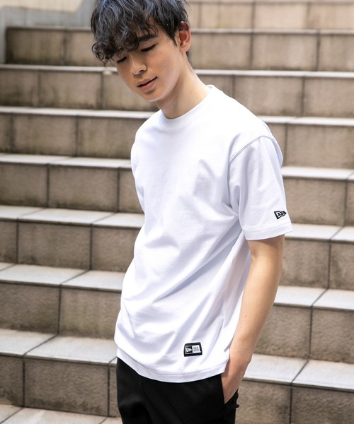 NEW ERA(ニューエラ)の「ニューエラ 半袖Tシャツ ONSPOTZ別注 裾ボックスロゴ(Tシャツ/カットソー・メンズ・ホワイト/ブラック/ダークグリーン/ベージュ系その他/ダークグレー/カーキ/キャメル/ライトグレー/オレンジ・XXL/XL/S/L/M)」の11枚目の写真