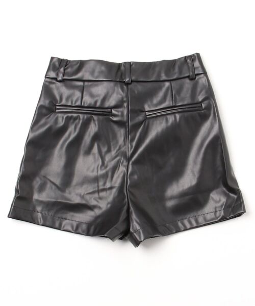 .KOM（ドットコム）の「A'GEM/9 × .kom 『.kom/ドットケーオーエム』エコレザー素材 ショートパンツ（その他パンツ・レディース・ブラウン/ブラック・M/L/S）」の9枚目の写真