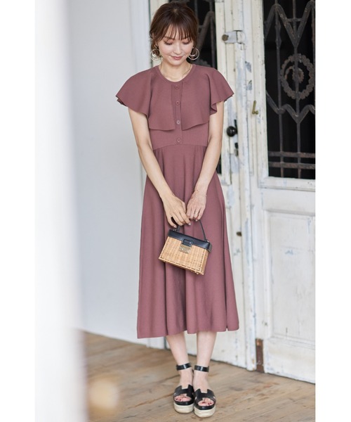 &. NOSTALGIA(アンドドットノスタルジア)の「フロントボタンケープ風ニットワンピース(ワンピース・レディース・ピンク系その他/ブラック・FREE)」の3枚目の写真