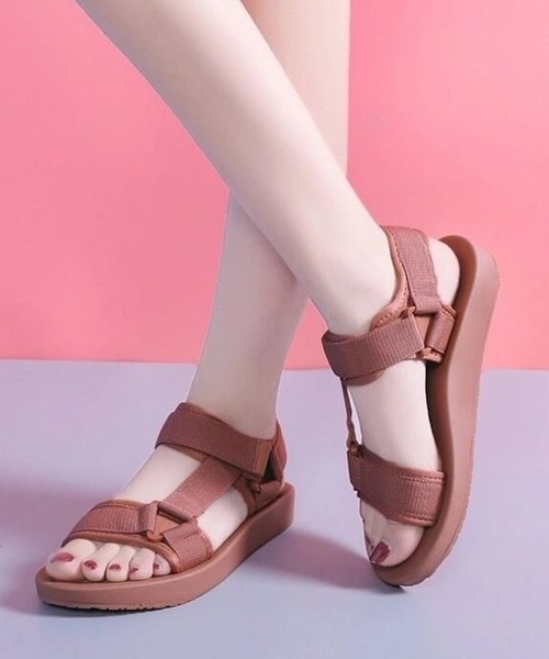 Lace Ladies（レースレディース）の「ベルクロスポーツサンダル（サンダル・レディース・ピンク/ブラック・24/23.5/24.5/25/23）」の12枚目の写真