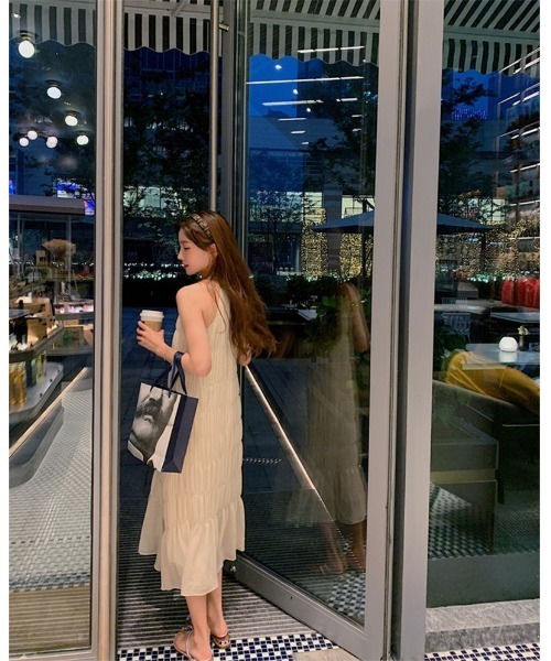 Ritzy（リッツィー）の「ギャザーデザインキャミソールワンピース（ワンピース・レディース・ホワイト・S/M/L）」の9枚目の写真