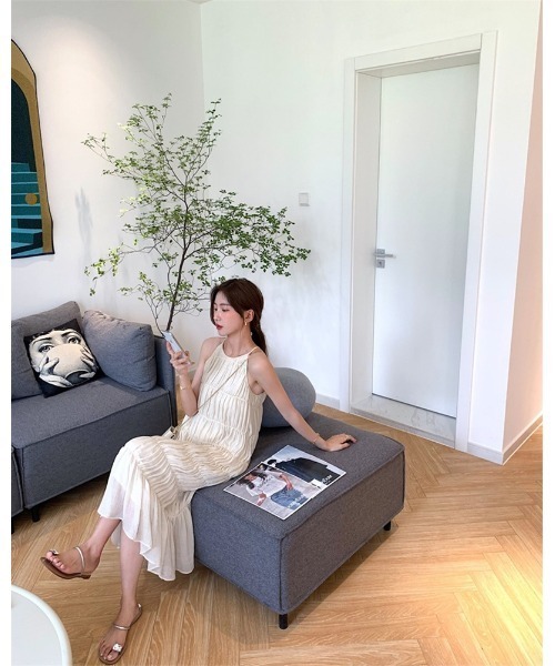 Ritzy（リッツィー）の「ギャザーデザインキャミソールワンピース（ワンピース・レディース・ホワイト・S/M/L）」の13枚目の写真