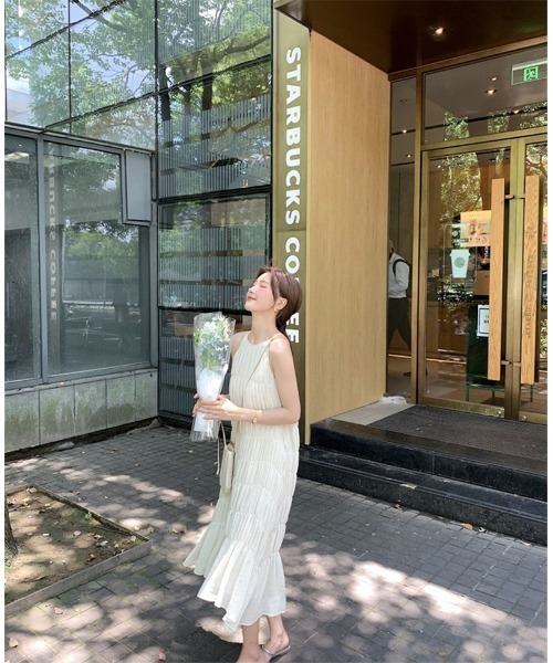 Ritzy（リッツィー）の「ギャザーデザインキャミソールワンピース（ワンピース・レディース・ホワイト・S/M/L）」の15枚目の写真