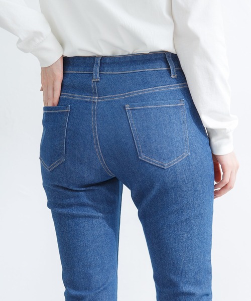 Honeys（ハニーズ）の「デニムスキニー（股下６４ｃｍ）（デニムパンツ・レディース・ブラック/ライトインディゴブルー/ワンウォッシュ・LL/SS/S/M/L）」の16枚目の写真