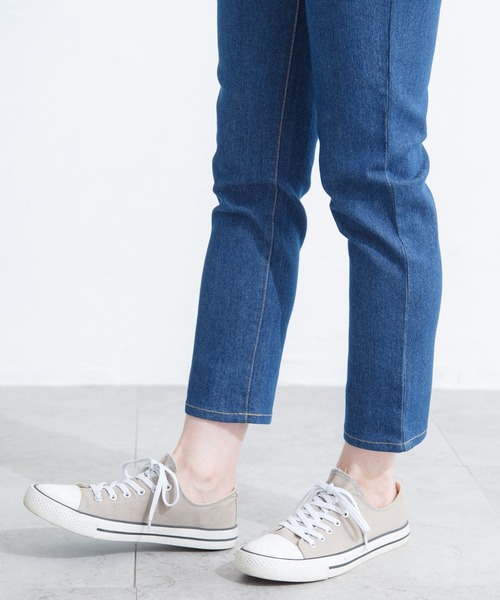 Honeys（ハニーズ）の「デニムスキニー（股下６４ｃｍ）（デニムパンツ・レディース・ブラック/ライトインディゴブルー/ワンウォッシュ・LL/SS/S/M/L）」の17枚目の写真