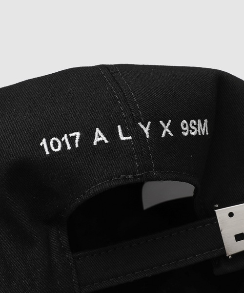 1017 ALYX 9SM(アリクス)の「LOGO HAT(キャップ・メンズ・ブラック・FREE)」の4枚目の写真