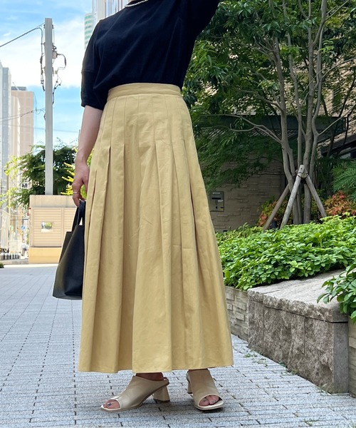 Chez toi(シェトワ)の「タックフレアロングカラースカート(スカート・レディース・カーキ/イエロー/オレンジ・FREE)」の1枚目の写真