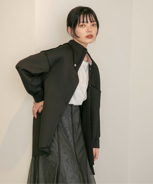 Eimee Law（エイミーロウ）の「マシュマロボンディングアシメシャツ（シャツ/ブラウス・レディース・ブラック/チャコールグレー/ベージュ・38）」の21枚目の写真