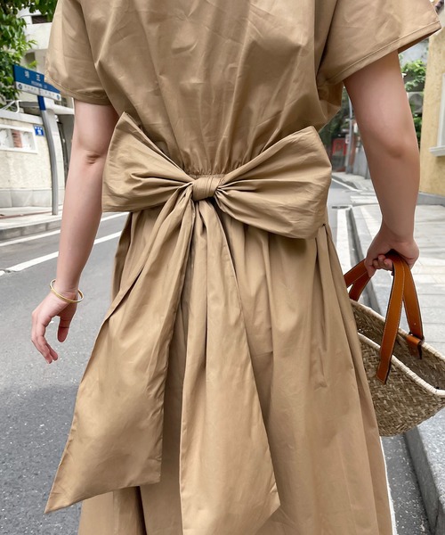 FREE STYLISTS(フリー スタイリスト)の「ウエストリボン2WAYマキシ丈ワンピース(ワンピース・レディース・ブラック/ベージュ/ネイビー/グレー/ミント/スモークピンク・FREE)」の18枚目の写真