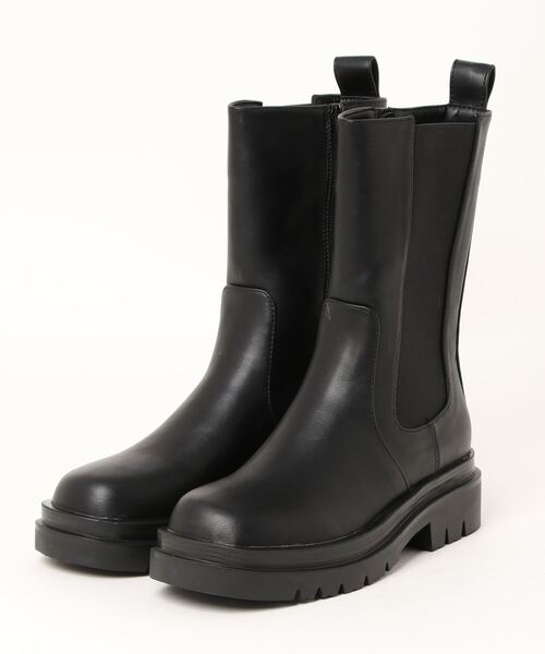 Chez toi(シェトワ)の「トラックソールミドル丈ブーツ(ブーツ・レディース・ブラック・S/M/L)」の4枚目の写真