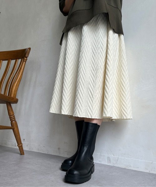 Chez toi(シェトワ)の「トラックソールミドル丈ブーツ(ブーツ・レディース・ブラック・S/M/L)」の13枚目の写真