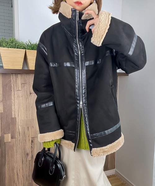 JUNOAH（ジュノア）の「フェイクムートンファージャケット（ムートンコート・レディース・グレイッシュベージュ/ブラック・MEDIUM/LARGE/X-LARGE）」の6枚目の写真