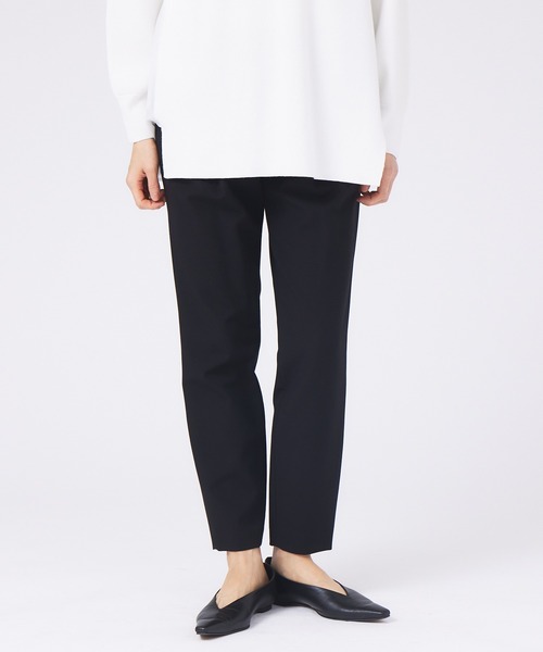 qualite（カリテ）の「2WAYバックピーチタックパンツ（スラックス・レディース・オフホワイト/オレンジ/ブラック/ライム・32/34/36/38/40）」の3枚目の写真