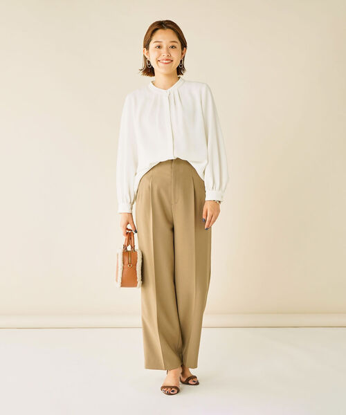 NOLLEY’S Sophi（ノーリーズソフィ）の「バックサテンタックパールブラウス（シャツ/ブラウス・レディース・オフホワイト/サーモンピンク・38/36）」の12枚目の写真