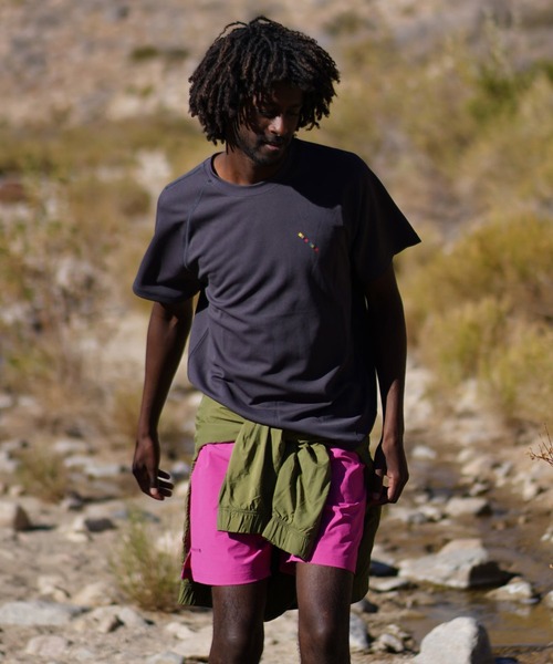 Saturdays NYC（サタデーズ ニューヨークシティ ）の「All Terrain Lightweight SS Top（Tシャツ/カットソー・メンズ・ブラック/ミント・L/M/S/XL）」の6枚目の写真