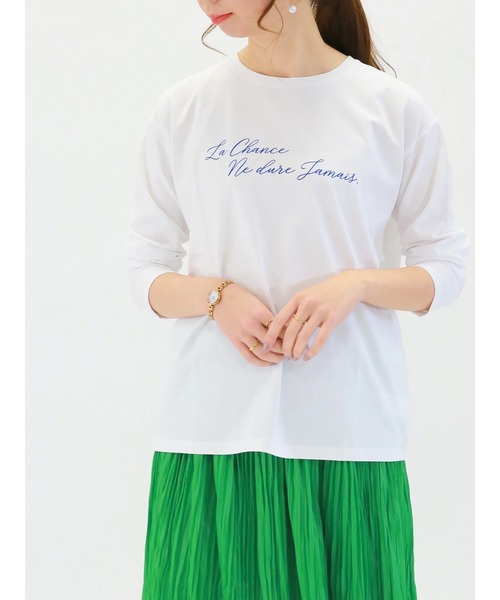 Te chichi(テチチ)の「ロゴプリントTシャツ(Tシャツ/カットソー・レディース・チャコール/オフホワイト/グリーン・フリ-)」の2枚目の写真