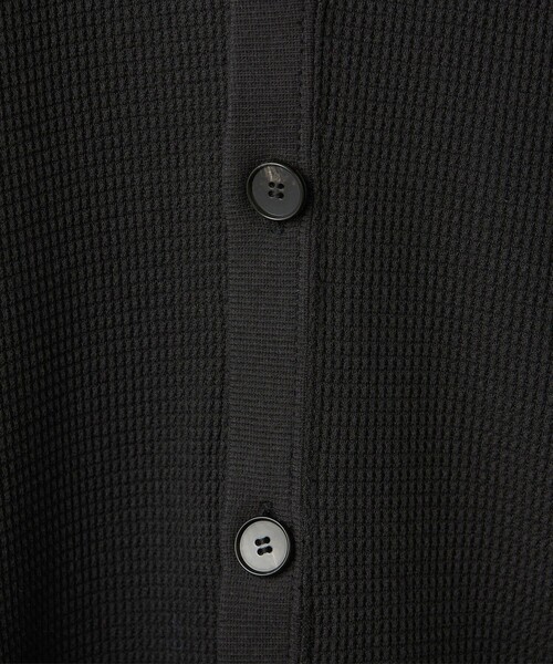 BEAUTY&YOUTH UNITED ARROWS（ビューティーアンドユースユナイテッドアローズ）の「【WEB限定】グリッド エアーワッフル ハーフスリーブ Vカーディガン（カーディガン/ボレロ・メンズ・ブラック/ベージュ/ホワイト/ピンク・M/L/S）」の9枚目の写真