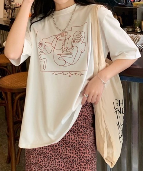 mebole(メボレ)の「アートプリントTシャツ(Tシャツ/カットソー・レディース・ホワイト/ブラック・FREE)」の10枚目の写真