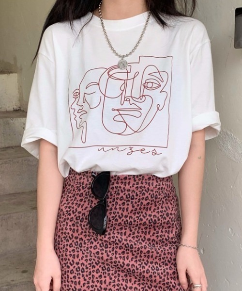 mebole(メボレ)の「アートプリントTシャツ(Tシャツ/カットソー・レディース・ホワイト/ブラック・FREE)」の13枚目の写真
