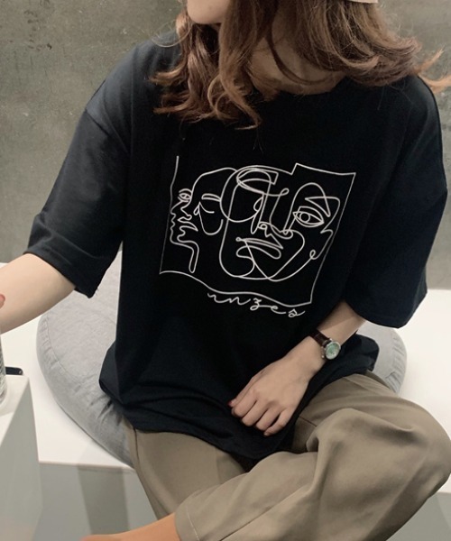 mebole(メボレ)の「アートプリントTシャツ(Tシャツ/カットソー・レディース・ホワイト/ブラック・FREE)」の9枚目の写真