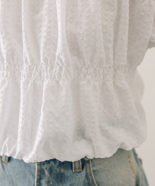 mystic（ミスティック）の「エンボスオフショルブラウス（シャツ/ブラウス・レディース・オフホワイト/ブラック/イエロー・FREE）」の22枚目の写真