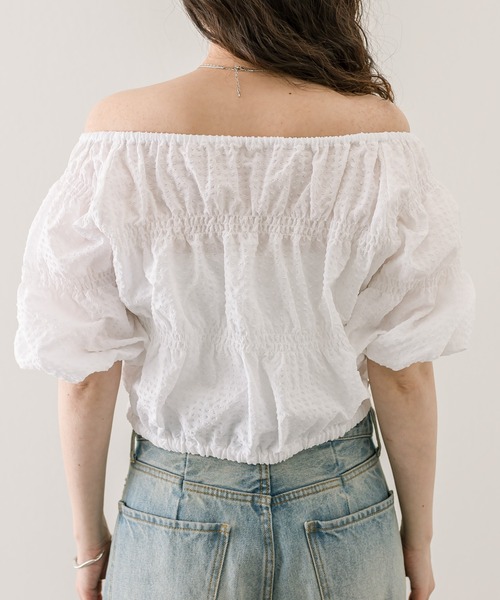 mystic（ミスティック）の「エンボスオフショルブラウス（シャツ/ブラウス・レディース・オフホワイト/ブラック/イエロー・FREE）」の7枚目の写真