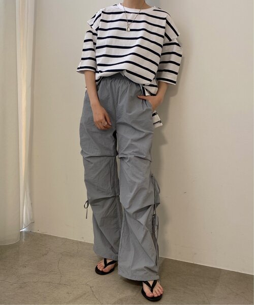 RAY CASSIN(レイカズン)の「サイドリボンカーゴパンツ(カーゴパンツ・レディース・オフホワイト/ブラック/サックスブルー・FREE)」の6枚目の写真